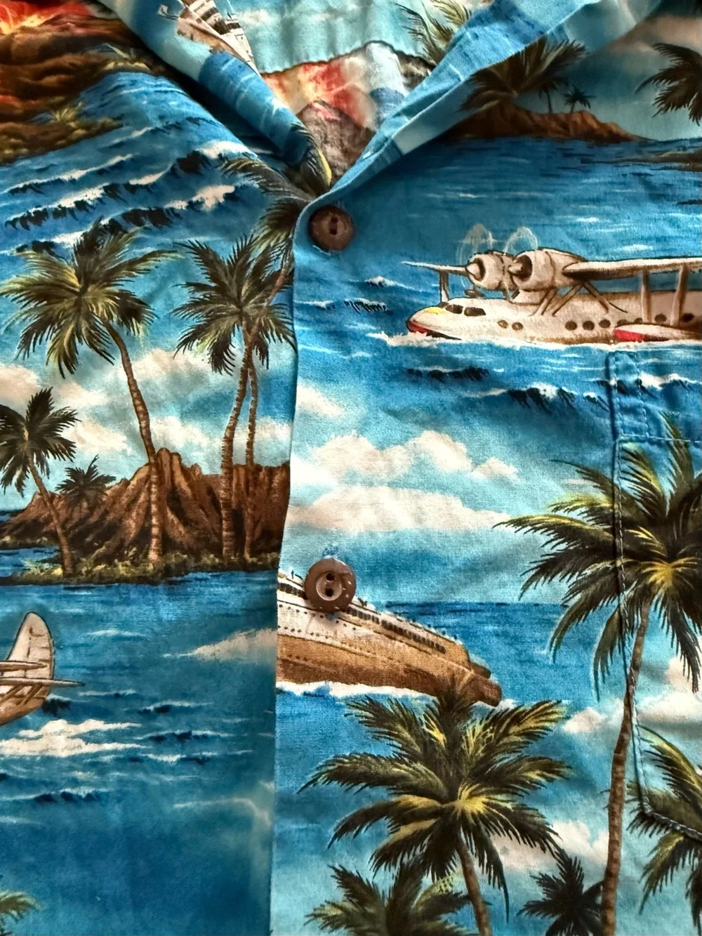 VTG Aloha Republic Hawaiian Shirt Hawaii USA ships planes palm trees volcanoes
